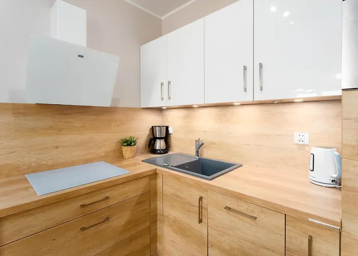 Przystan Kolo Brzegu * Kołobrzeg