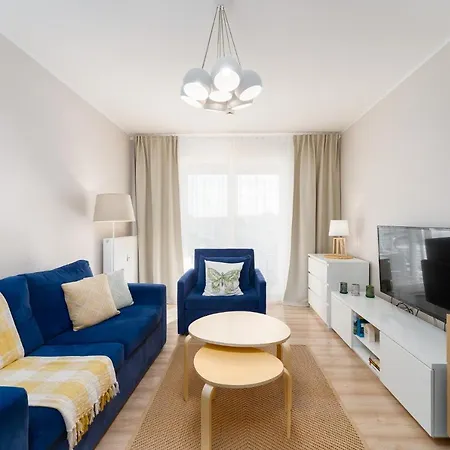 Przystan Kolo Brzegu * Kołobrzeg