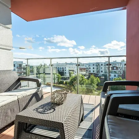 Przystan Kolo Brzegu * Kołobrzeg