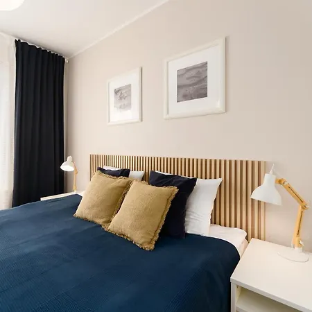 Przystan Kolo Brzegu * Kołobrzeg