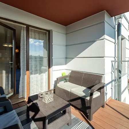 Przystan Kolo Brzegu Apartman Kołobrzeg