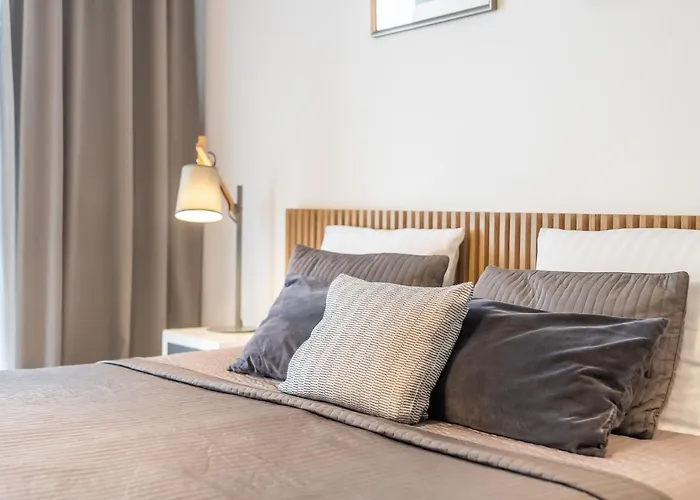 Przystan Kolo Brzegu