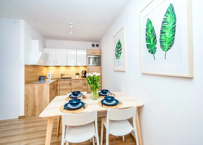 Przystan Kolo Brzegu * Kołobrzeg